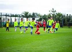 陈凯歌赞杨,迪为年轻导,杨迪显惊慌,云顶娱乐,云顶娱乐官方网站,云顶娱乐平台