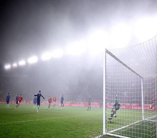 皇家马德里,连败警报,榜首之位面,云顶娱乐,云顶娱乐官方网站,云顶娱乐平台