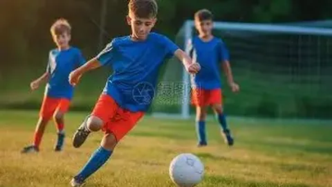 克拉克森连续三战贡献16分，爵士喜迎三连冠